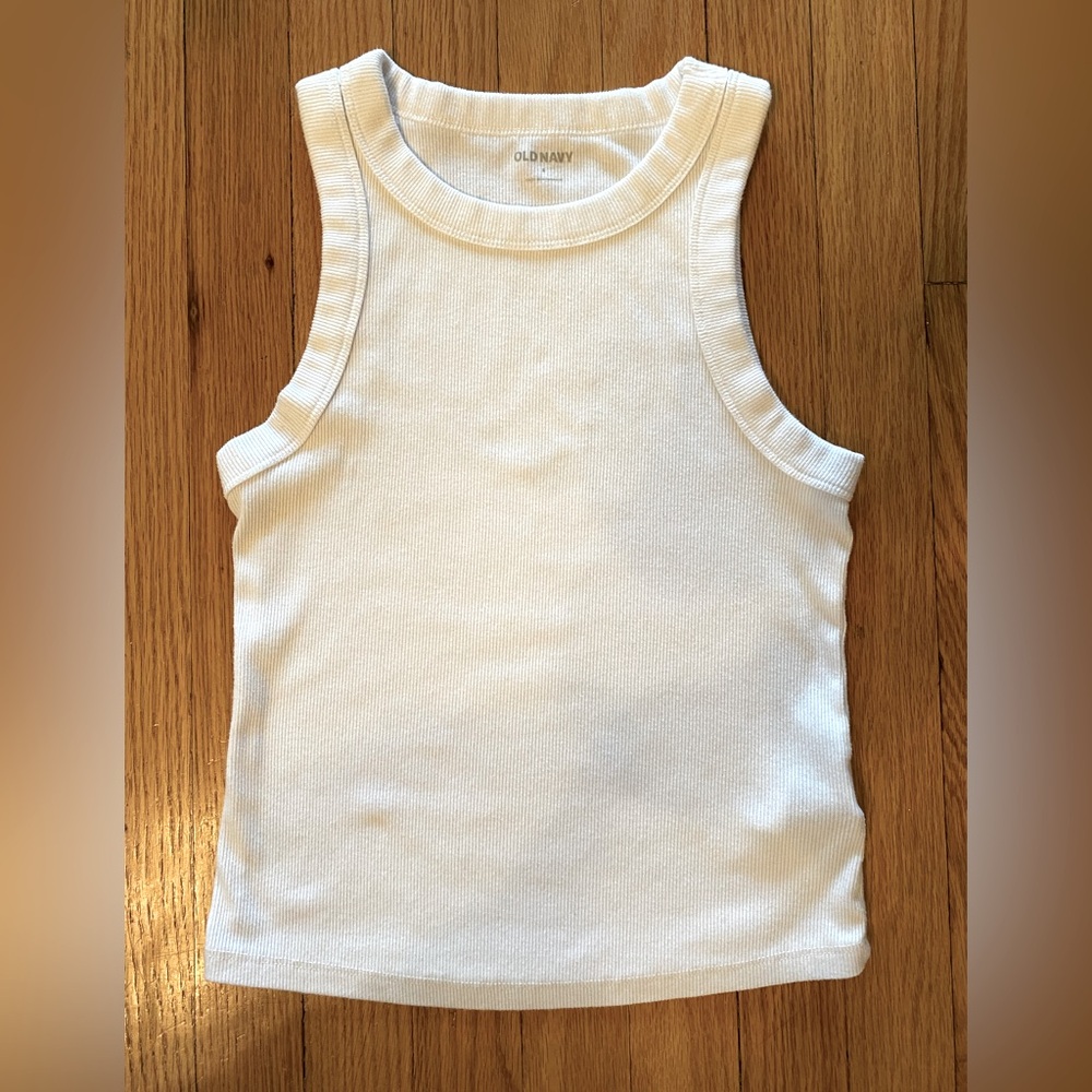 Old Navy women’s size S White Ribbed Tank Top